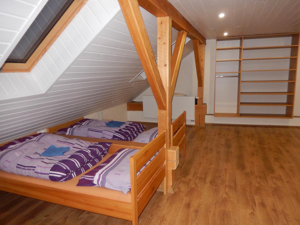 Apartment U Lochu Knovicky Екстер'єр фото
